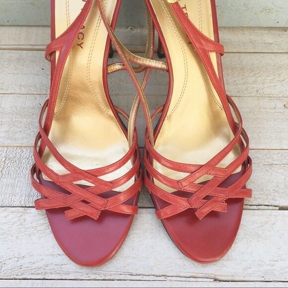 Ellen Tracy Shane Strappy Heeled Red Sandal 8.5 - Picture 2 of 6